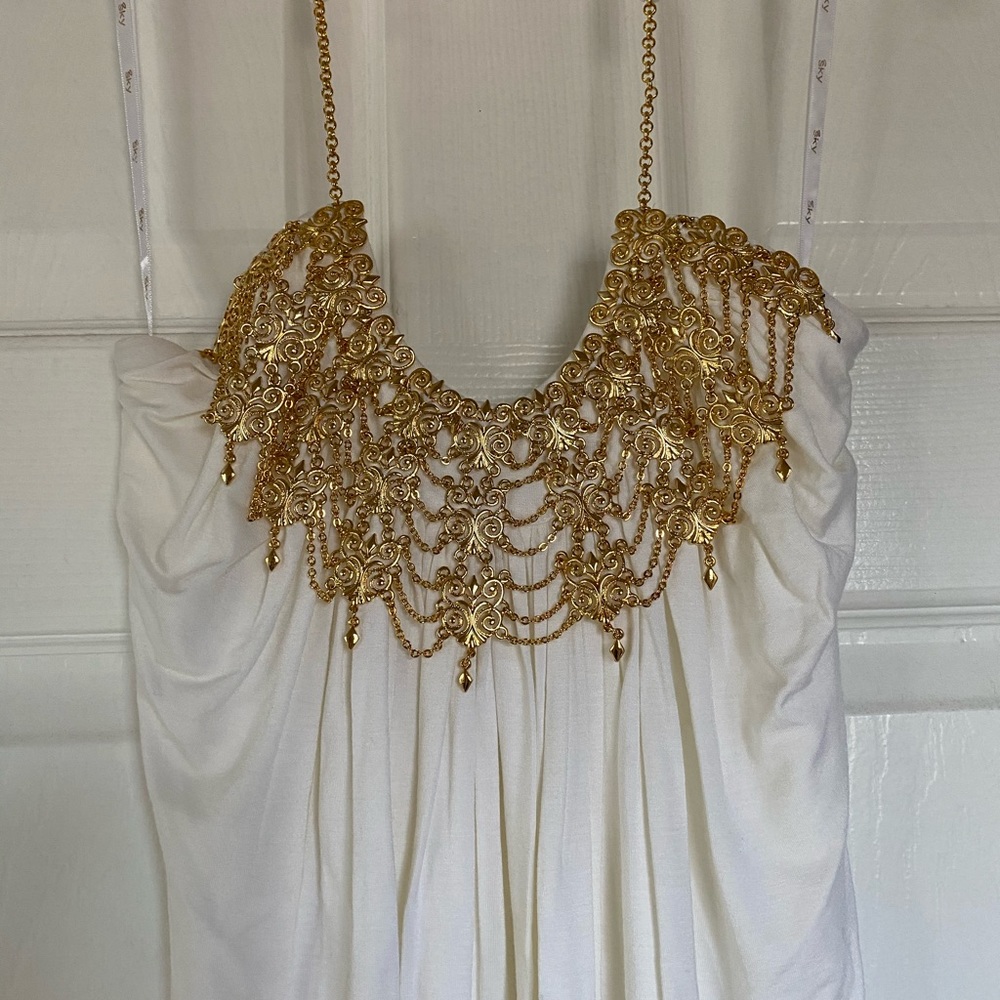 Sky halter top